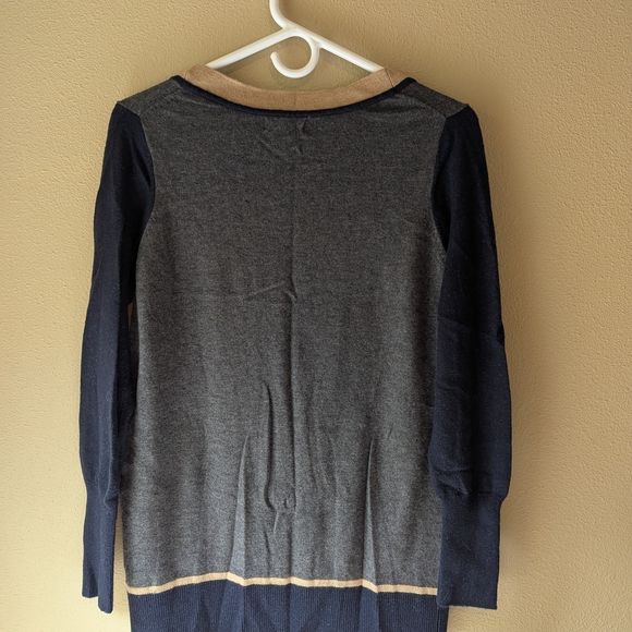 Chic Gray, Blue and Tan Cardigan Sweater - Picture 15 of 16